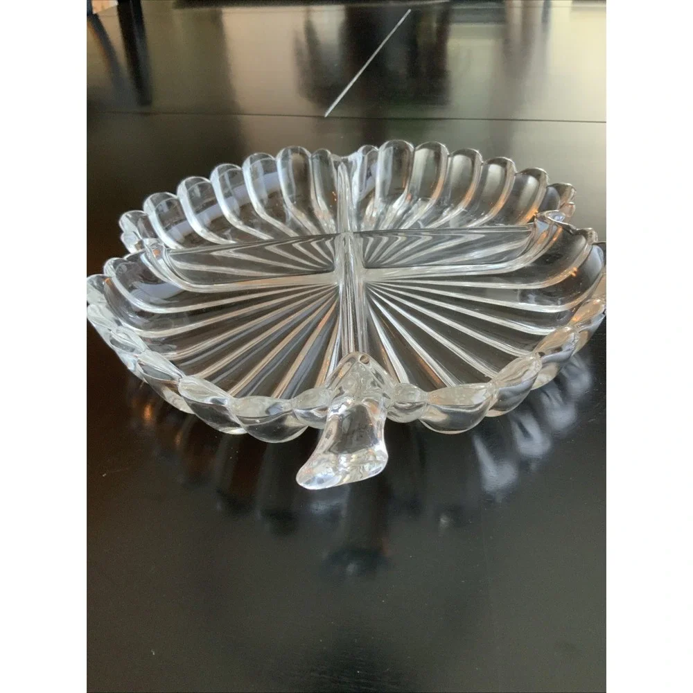 Vintage Clear Glass Four Leaf Clover Divided Relish Candy Serving Tray Dish 8.5